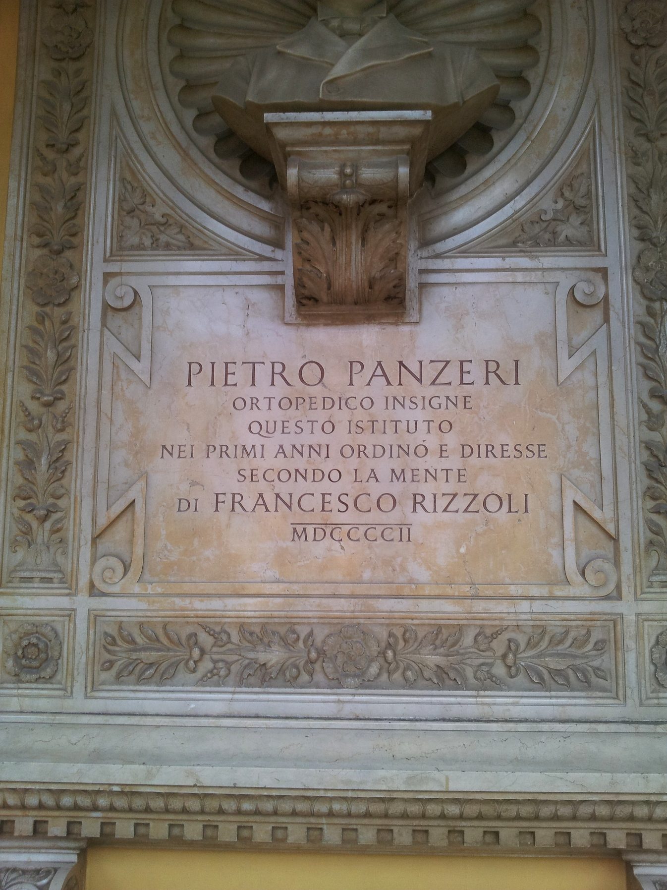 Pietro%20Panzeri%27s%20monument%2C%20Istituto%20Rizzoli%2C%20Bologna%20-%2003.jpg